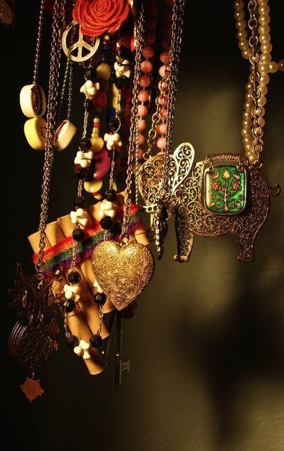 elephant, fashion, gold, jewelry, necklace - inspiring picture on Favim.com on we heart it / visual bookmark #22045058