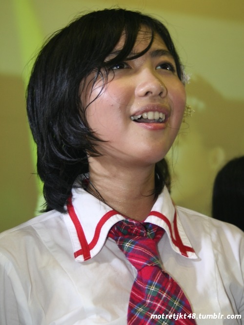 Ghaida
Hellofest, Jakarta, 04/02/2012.