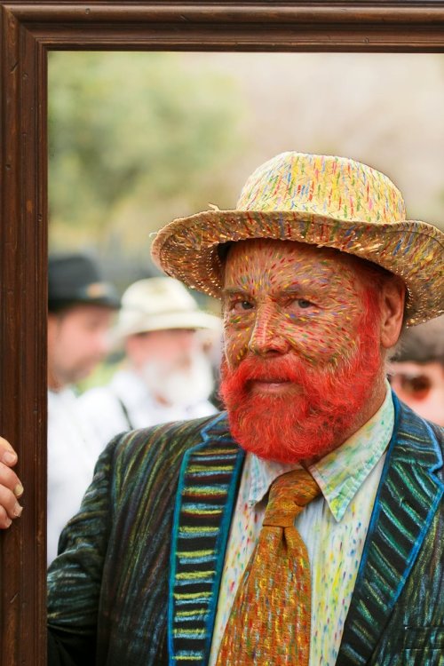 thedailywhat:

Kickass Cosplay of the Day: Vincent van Gogh visits Mardi Gras.
[superpunch.]
