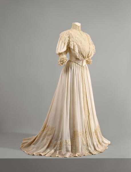 Wedding dress 1907 Australia Hobart Tasmania National Gallery of 