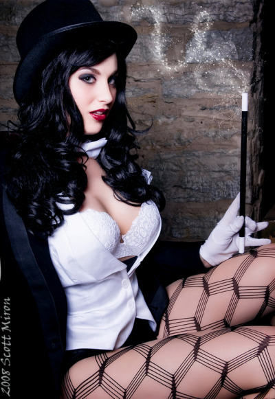 Zatanna Zatara from Young Justice Smallville Justice League Unlimited 