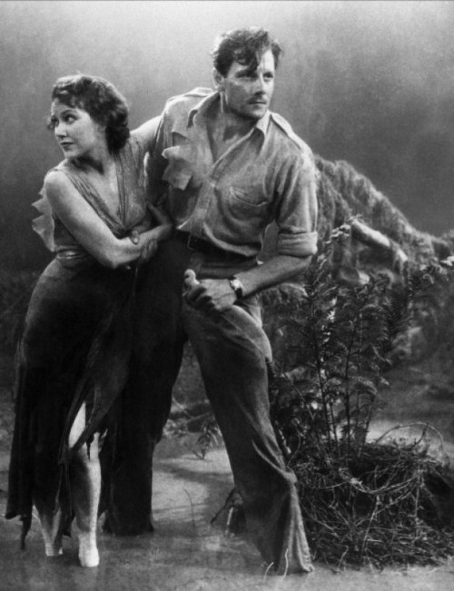 jagged-images:

Fay Wray and Joel McCrea in The Most Dangerous Game (Irving Pichel, 1932)

via hanichiban
