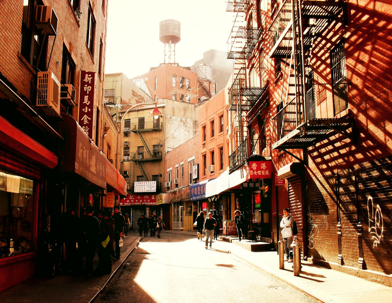 Colorful photos of Chinatown in New York City | BOOMSbeat