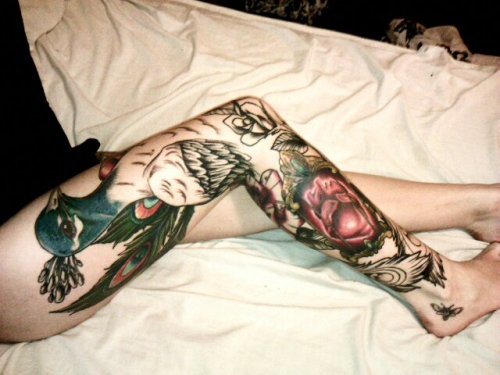 Alice Arnold 8217s leg tattooed by Dennis Greer England