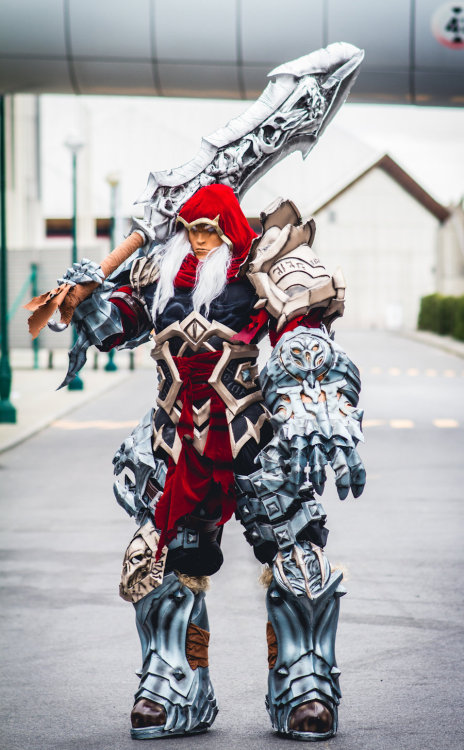 War from Darksiders. by ~DonneAnonyme
Darksiders cosplay worn by Jerome during Made in asia 2012..Credit photo: Omaru