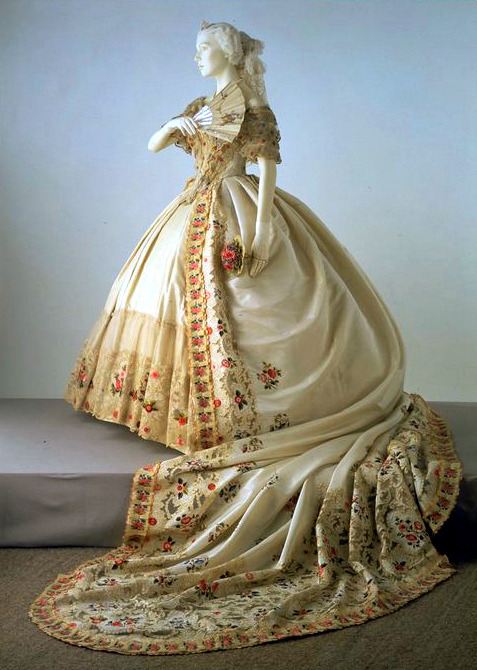 A Victorian Wedding Gown with such elegance