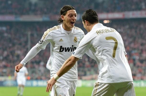  One happy moment &#8230;
CL semi-final 1st leg Bayern München vs. Real Madrid 2:1, 17.04.2012(via Photo from Getty Images)