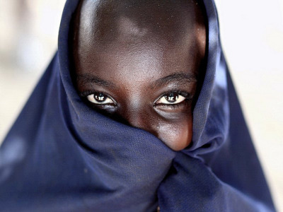 africanstories:

faith-in-humanity:

Erbore girl by rafal ziejewski on Flickr.

More on africanstories.tumblr.com