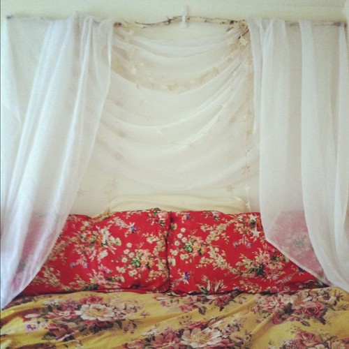 Bed Canopy Inspiration | SHOEBOX LIVING