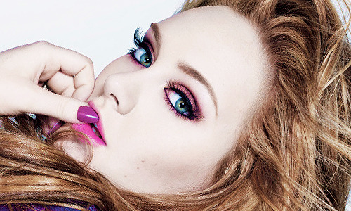 Adele - Adele Eye Appreciation #1: Her green eyes will feed into your ...