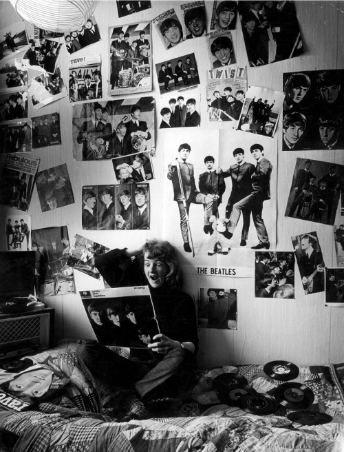 
A teenage Beatles fan in her room, 1964. Photo by Peike Reintjes.
