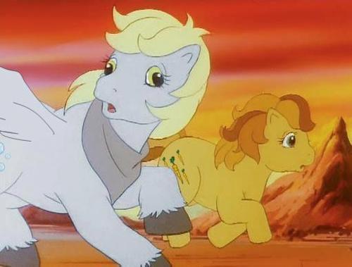 my-little-pony-pictures:

Derpy? Is that you?

Derpy and carrottop?