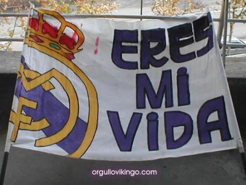 sangremadridista:

Real Madrid, eres mi vida.
Real Madrid, you are my life.
