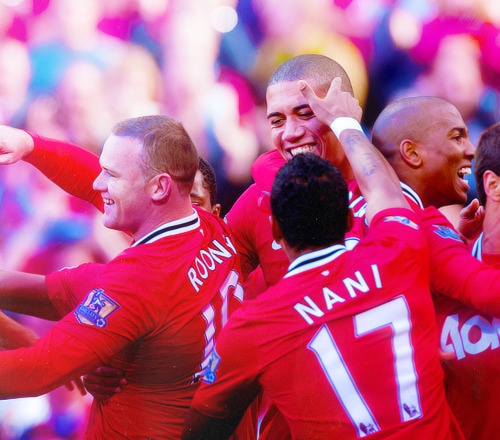
6/100 photos of Manchester United.
