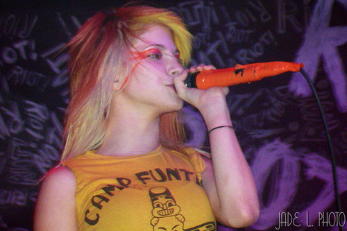 Tagged with makeup Hayley Williams paramore 2007 2007 spring tour 