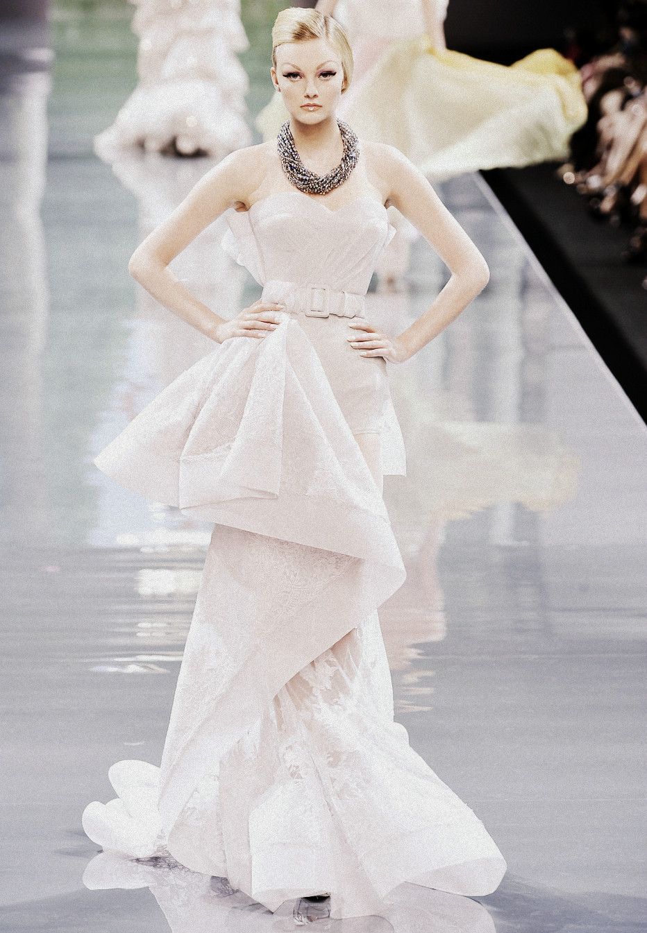 Collection Christian Dior Wedding Dresses Pictures - Reikian