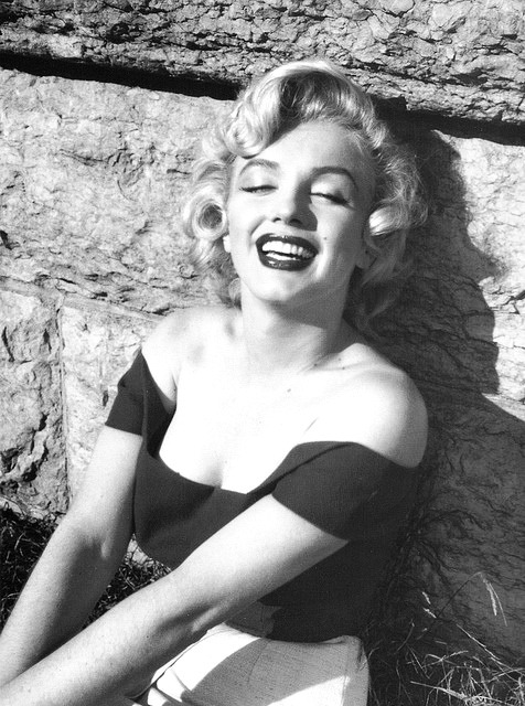 Marilyn Monroe photographed during the filming of Niagara 1953