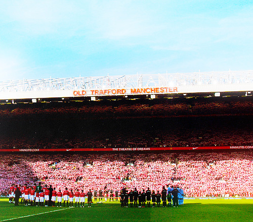 
22/100 photos of Manchester United.
