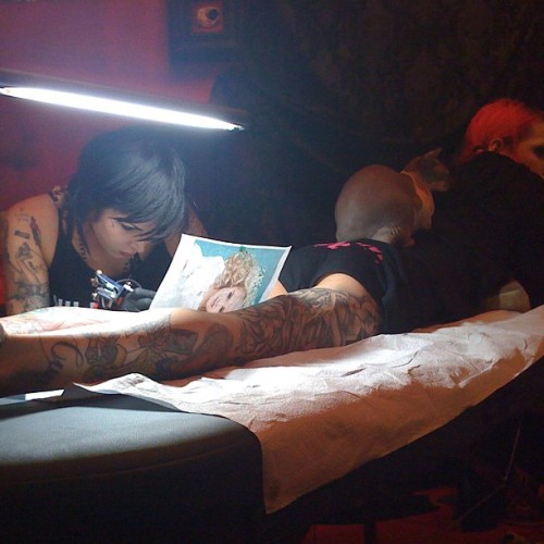 kat von d pictures tattooing