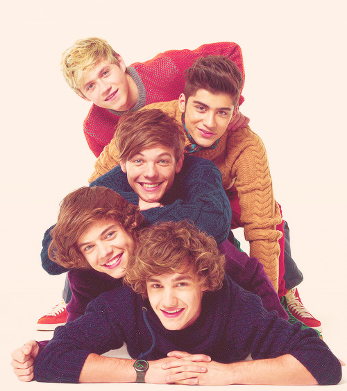
★ 3/50 photos of One Direction
