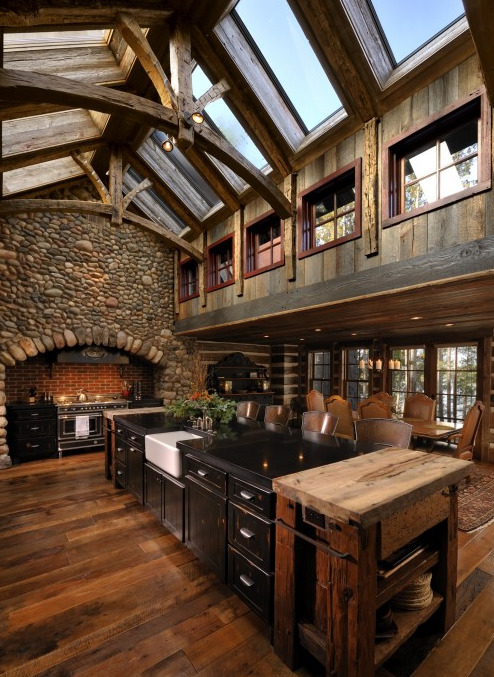 lovemanyhatefew:

acoustic-garden:

Traditional kitchen by Lake Country Builders…

this is the kind of home i hope to build one day. :)