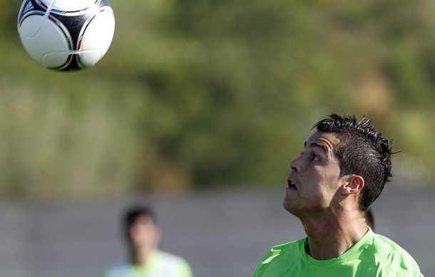 Concentrated.
Training 24.05.2012&#160;(via Photo from Reuters Pictures)