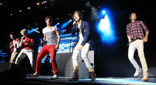 One Direction had a blast in Toronto last night. Check out an awesome photo from @mustbe1D
mustbe1d:

them in toronto today &lt;3
