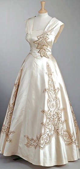 Gown Worn by Queen Elizabeth II Norman Hartnell