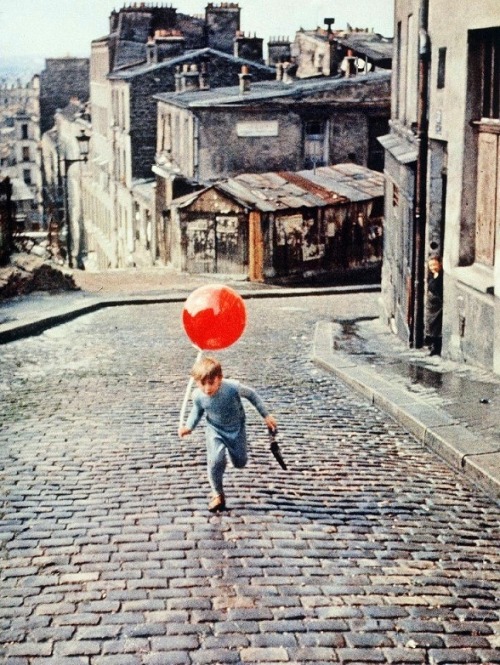 oldhollywood:

Pascal Lamorisse in The Red Balloon (1956, dir. Albert Lamorisse) (via)
