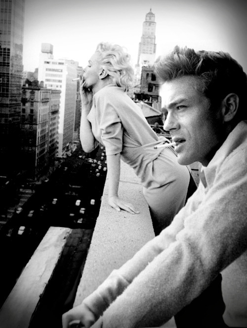 courtmetragee:

Marilyn Monroe and James Dean.
