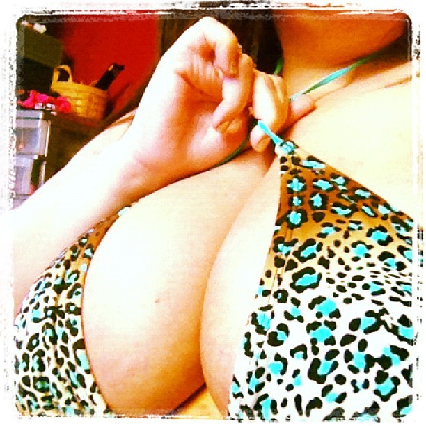 #cleavagequeen , bb.  (Taken with instagram)