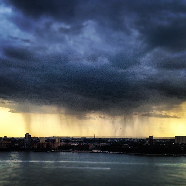 rydercarroll:

A storm is coming (Taken with Instagram)

