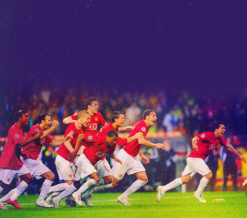 
49/100 photos of Manchester United.

