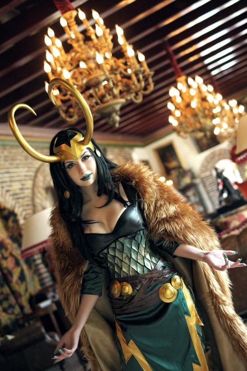 Lady Loki cosplay