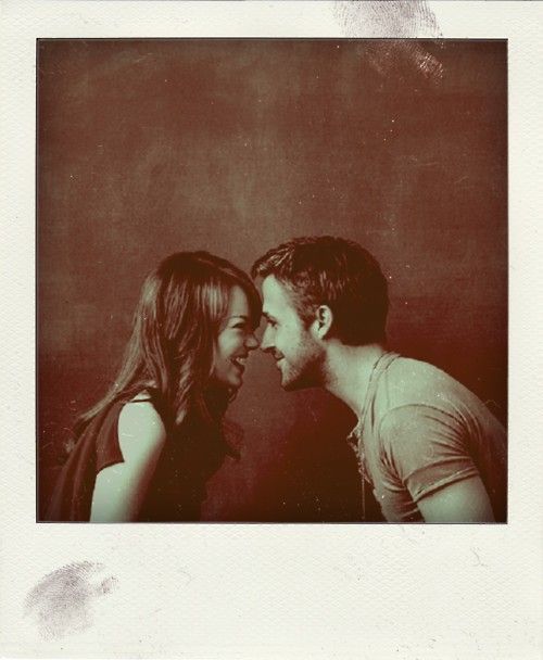 naturallybrunette:

wah i want a cute picture like this!
