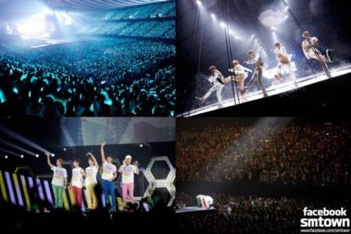 [SHINee THE FIRST JAPAN ARENA TOUR “SHINee WORLD 2012”]
-


SHINee ended their first arena tour in Japan with great success! Starting form Fukuoka on April 25th, ‘SHINee THE FIRST JAPAN ARENA TOUR “SHINee WORLD 2012”&#8217;, a total of 20 times, was held in 7 cities including Hokkaido, Nagoya, Osaka, Kobe, Tokyo and Hiroshima and attracted 200,000 audiences. Meanwhile, SHINee will hold their 2nd solo concert ‘SHINee CONCERT &#8220;SHINee WORLDⅡ&#8221;’ at the Gymnastics Stadium at Olympic Park in Seoul, Korea on July 21st and 22nd. 

[from FACEBOOK SMTOWN STAFF]