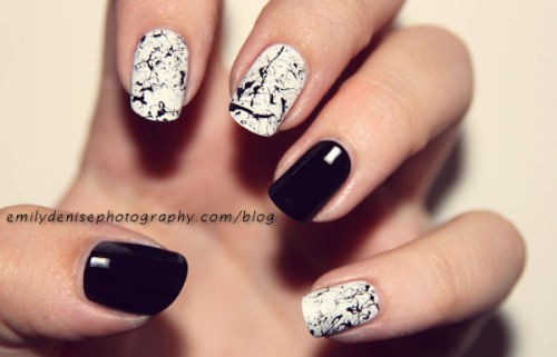 nailsbyveryemily:

B/W Splatter Nails, read more -

