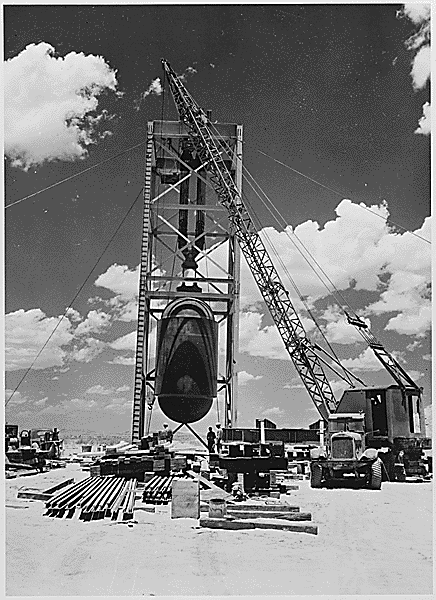 &quot;Trinity&quot; atomic device being positioned at White Sands, New Mexico - National Archives