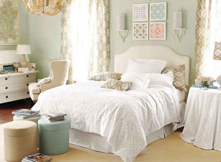 Home Decorating on Bedroom Decorating Ideaswith A Few Helpful Bedroom Decorating Ideas