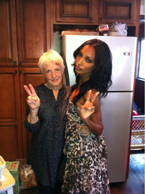 putitonmydash:</p><br /><br /><br /><br /><br /><br /><br /><br /><br /><br /><br /><br /><br /><br /><br /> <p>Supermodel Jasmine Tookes and her grandma<br /><br /><br /><br /><br /><br /><br /><br /><br /><br /><br /><br /><br /><br /><br /><br /> 