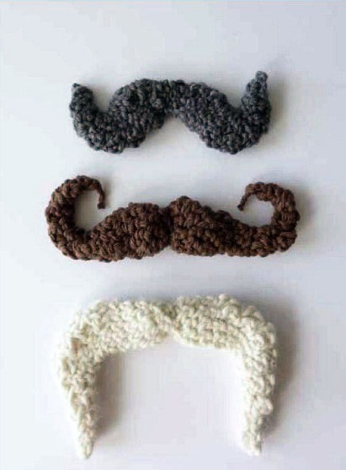Crochet Mustache
Do you have a thing for bearded and mustacheod men?  (Confession: I do!!) 
Crochet your own Mustache via this FREE pattern at CraftFoxes.com.  And then head on over to Jessica Polka’s Etsy shop jpolka for more crafty crochet & amigurumi.
