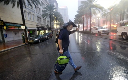 nbcnews: Hurricane Isaac's storm surge overtops... - Climate ...