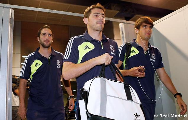 That was the only picture of Kaká today.I don&#8217;t know why he wasn&#8217;t present at the Supercopa celebration after the match. Very sad.