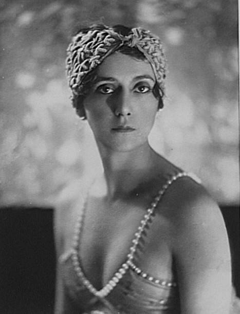 Portrait de Tamara Karsavina, danseuse dans les Ballets Russes de Diaghilev, années 1910-1920