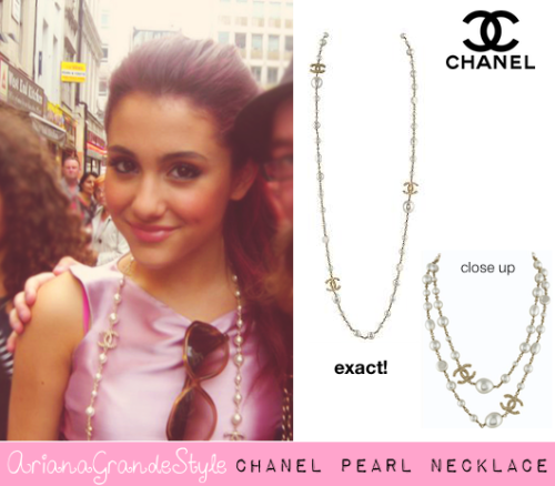 Ari looking super cute in this pic, wearing: Exact Pearl Logo Necklace from Chanel (not available online) xoxo