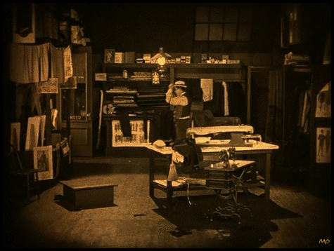 fyeah-haroldlloyd:


Harold turns out the tailor shop lights for the night - “Girl Shy” (1924)

Nitey nite, everyone - don’t forget - tonight May 23rd is the big night for Lloyd films on TCM starting at 8 PM!  <3

