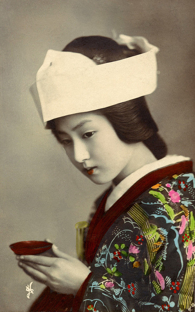 Geisha Hawaryu dressed as a Bride, 1905