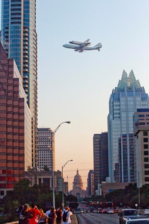 Another shot of Endeavour flying over Austin today. I didn’t see it with my own eyes, but I sensed its spacey presence, like a disturbance in the Force. It was as if somewhere, suddenly a great explorer had been grounded. Hope you didn’t miss this epic shot from this morning. (via Statesman.com)