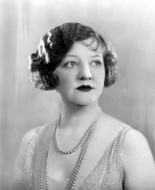 Young Marion Lorne