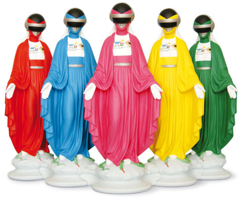 http://www.soasig-chamaillard.com/

(via Miniature Virgin Mary Statues Transformed Into Pop Culture Characters)